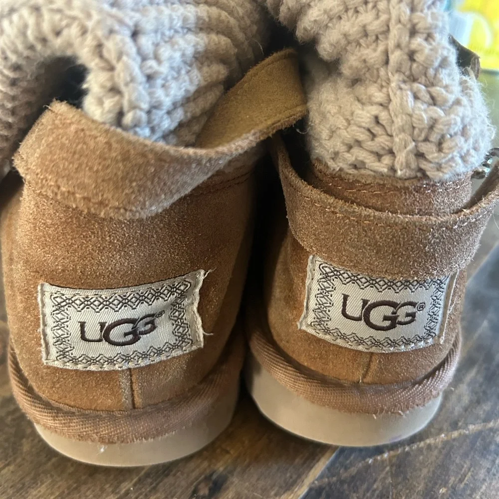 UGG‎ Purl Strap Boot 1098080 Chestnut Twinface 100% Authentic Size 8